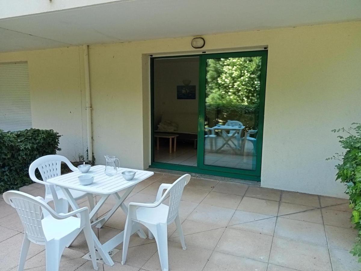 Avec Terrasse Et Parking, Proche Et Port - Fr-1-551-25 Appartement La Rochelle (Charente-Maritime)